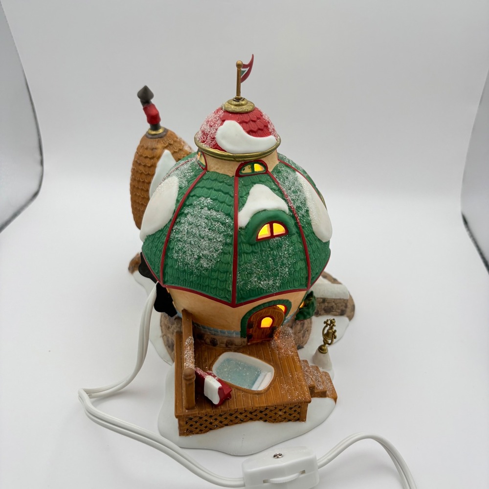 Department 56 North Pole Series The Elf Spa Green Lighted Village 56402 - Picture 4 of 8